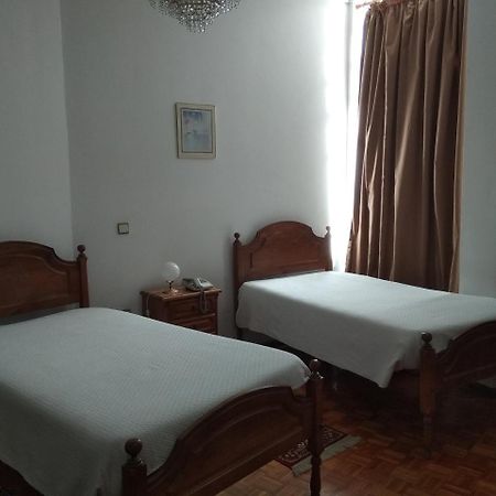 Bed and Breakfast Residencial Real - Antiga Rosas Vila Real Zewnętrze zdjęcie