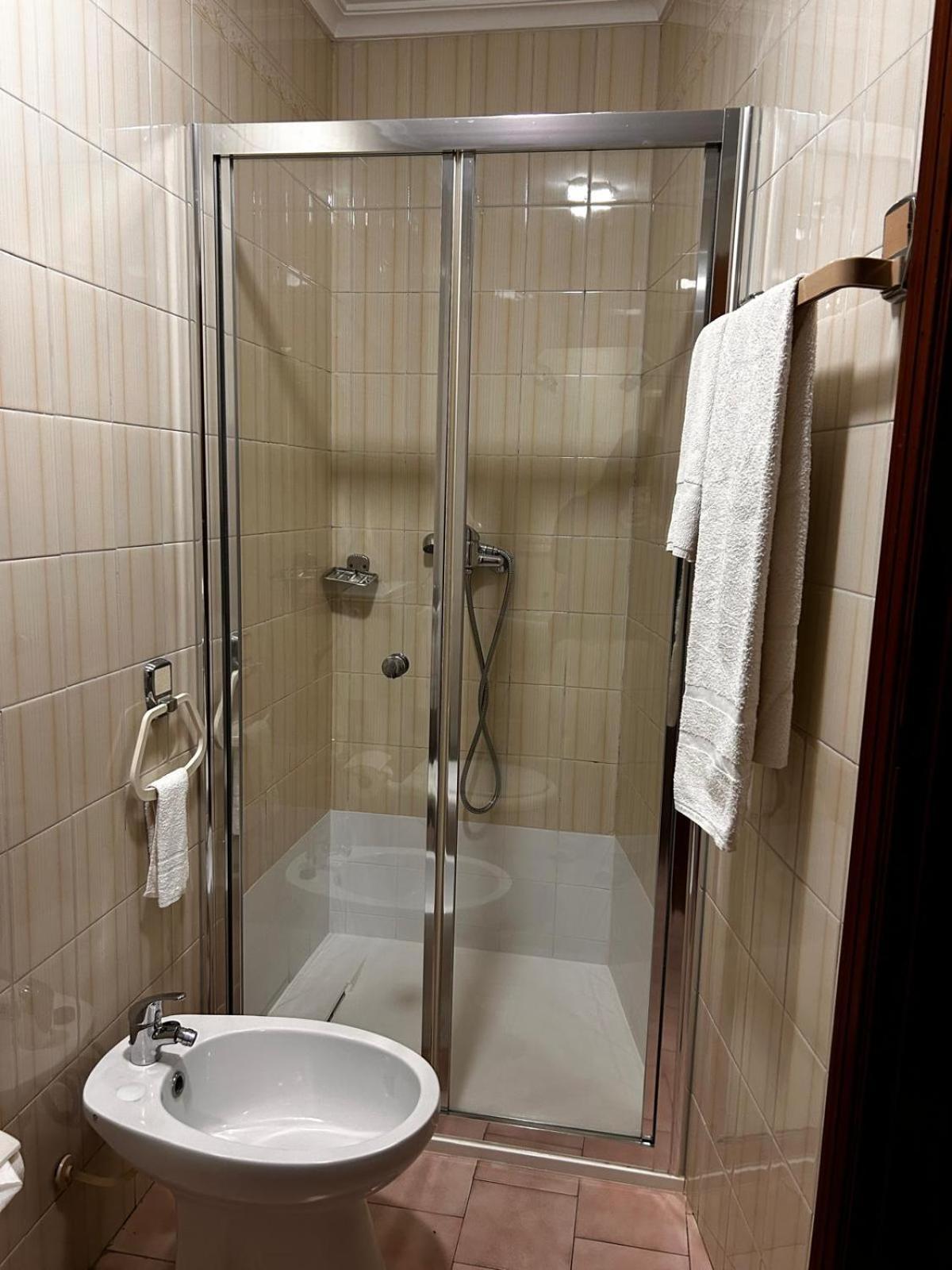 Bed and Breakfast Residencial Real - Antiga Rosas Vila Real Zewnętrze zdjęcie