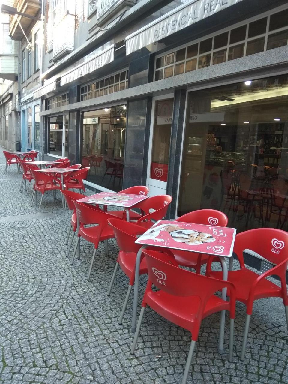 Bed and Breakfast Residencial Real - Antiga Rosas Vila Real Zewnętrze zdjęcie
